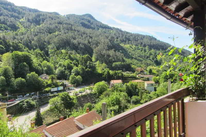 Hostel Geres Porto Bagian luar foto