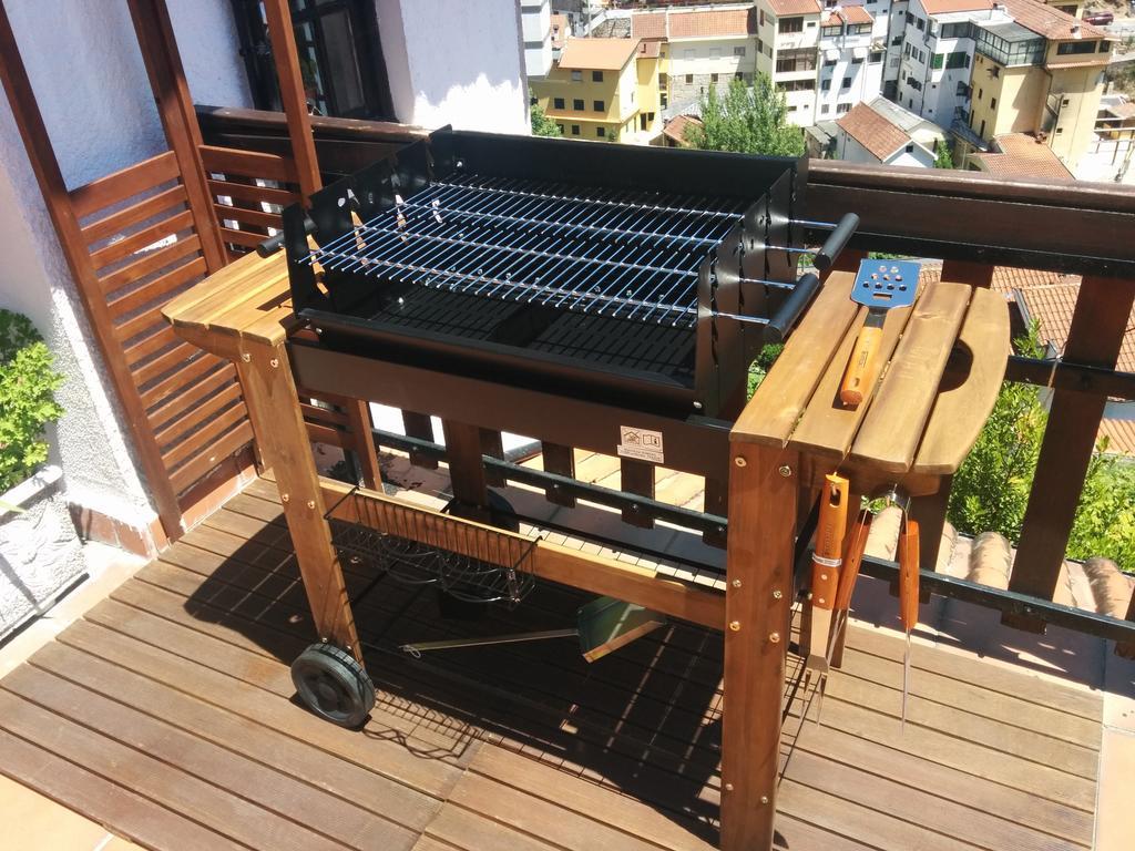 Hostel Geres Porto Bagian luar foto