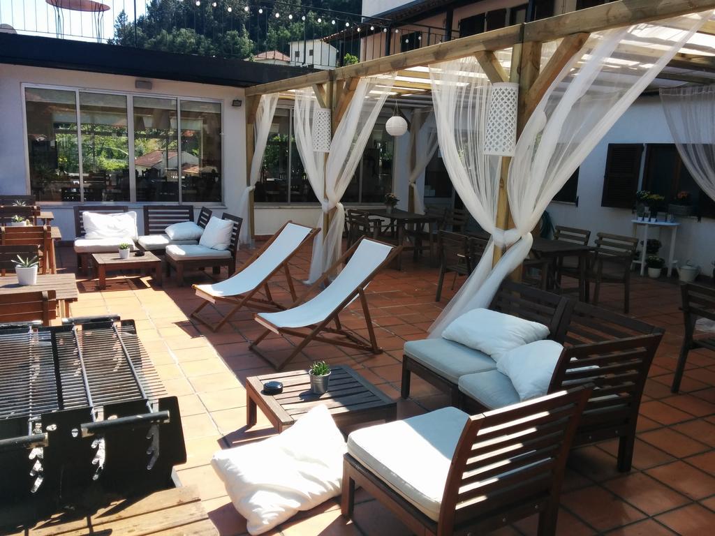 Hostel Geres Porto Bagian luar foto