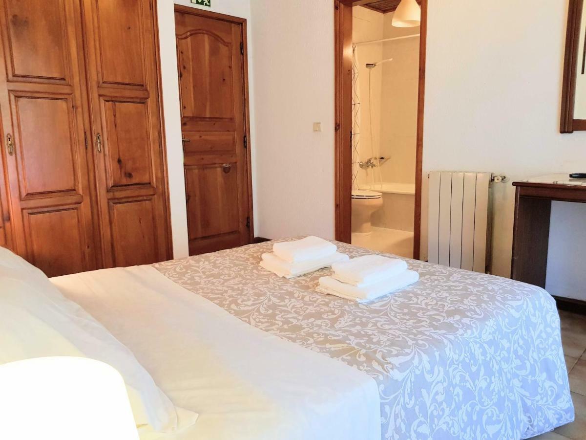 Hostel Geres Porto Bagian luar foto
