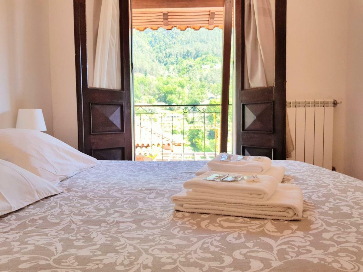 Hostel Geres Porto Ruang foto